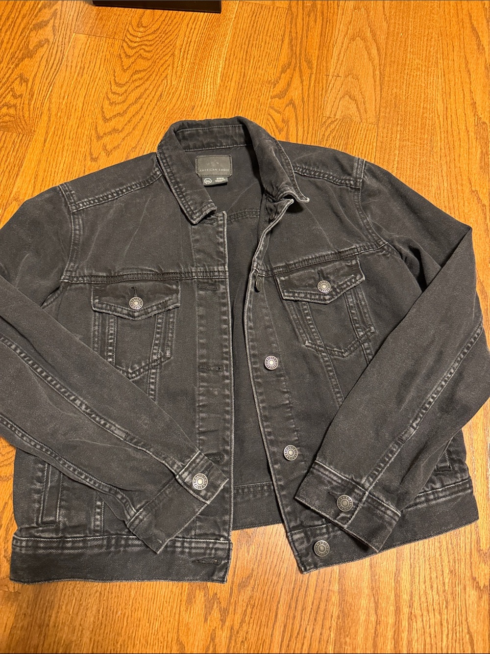 American Eagle weathered black denim jean jacket - size M
